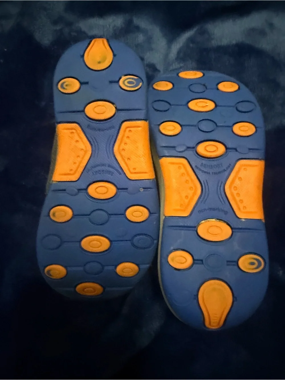 Stride Rite Boys Size 8M Blue Orange Closed Toe Water Sandals